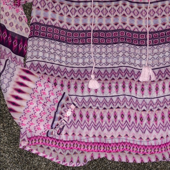 Decree Pink Aztec Print Chiffon Top SZ S - Picture 3 of 4